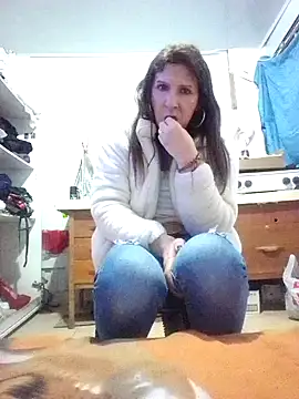 Snapshot of Cameron_puppy chatting on March 18, 3:28 am Cameron puppy online show from March 18, 3:28 am
