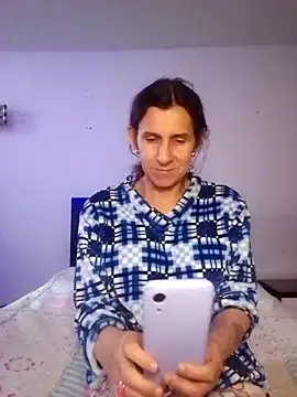 Snapshot of Cameron_puppy chatting on October 4, 10:10 pm Cameron puppy online show from October 4, 10:10 pm