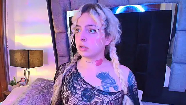 Snapshot of Bonnie_vega chatting on March 16, 3:02 pm Bonnie vega online show from March 16, 3:02 pm