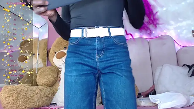 Snapshot of puca_ebony chatting on December 21, 12:38 pm puca ebony online show from December 21, 12:38 pm