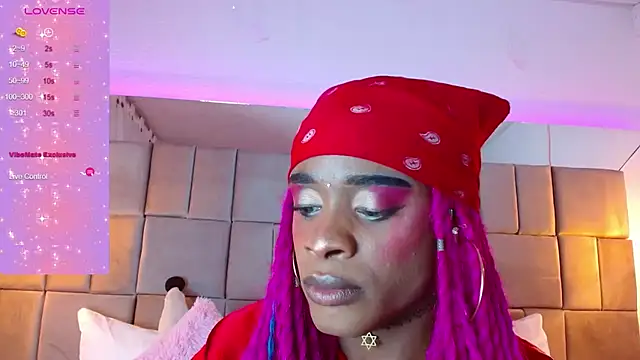 Snapshot of puca_ebony chatting on February 24, 8:47 pm puca ebony online show from February 24, 8:47 pm