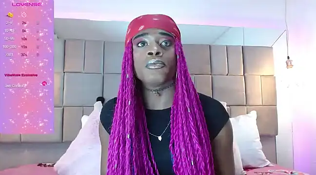 Snapshot of puca_ebony chatting on February 25, 7:36 pm puca ebony online show from February 25, 7:36 pm