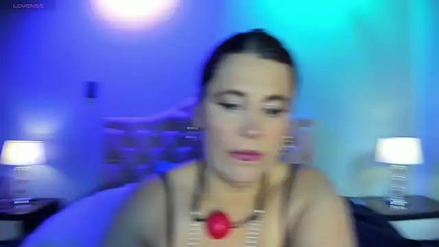 Snapshot of MarthinaBaker chatting on September 18, 7:41 pm MarthinaBaker online show from September 18, 7:41 pm