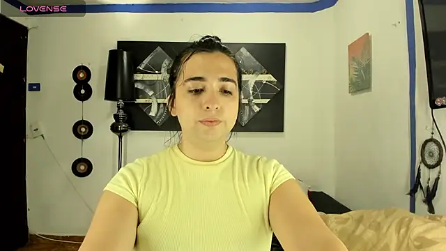 Snapshot of SARAMISHA chatting on September 18, 4:56 pm SARAMISHA online show from September 18, 4:56 pm