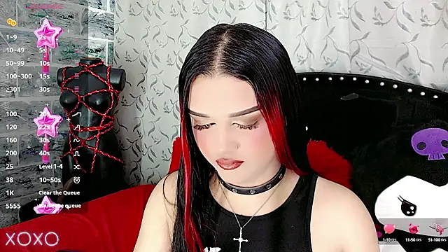 Snapshot of cattriona_muller chatting on December 3, 3:04 am cattriona muller online show from December 3, 3:04 am