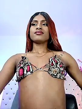 Snapshot of Elektra_Queen chatting on January 21, 1:28 pm Elektra Queen online show from January 21, 1:28 pm