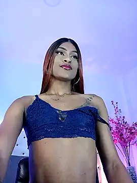 Snapshot of Elektra_Queen chatting on February 11, 1:51 pm Elektra Queen online show from February 11, 1:51 pm