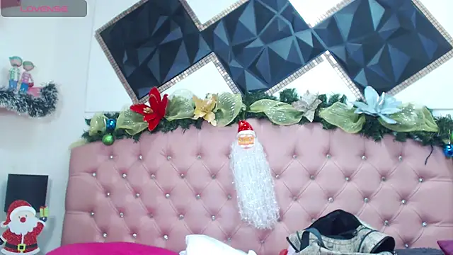 Snapshot of andrea_safeira_doll chatting on December 7, 7:38 pm andrea safeira doll online show from December 7, 7:38 pm