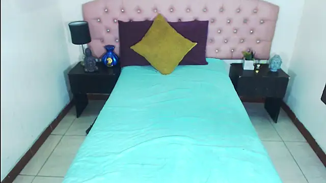 andrea safeira doll online show from January 8, 12:58 am