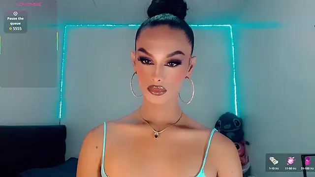 Snapshot of _Riannagarcia_ chatting on September 16, 7:18 pm Riannagarcia online show from September 16, 7:18 pm