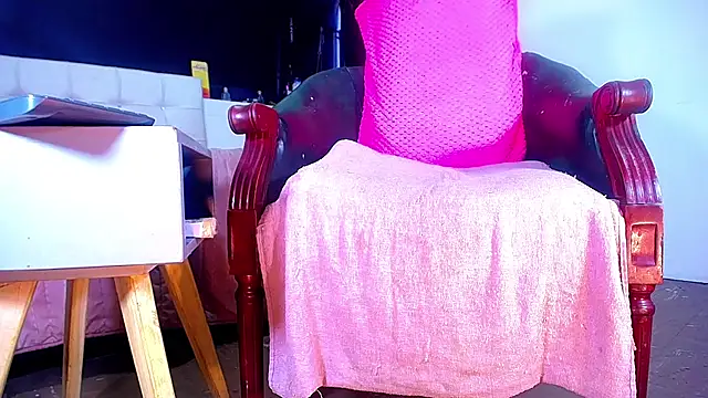 Snapshot of bellatrixx_69 chatting on September 23, 11:48 am bellatrixx 69 online show from September 23, 11:48 am
