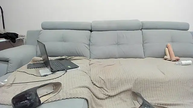 Snapshot of Kristina_Sinclair chatting on January 24, 8:54 pm Kristina Sinclair online show from January 24, 8:54 pm