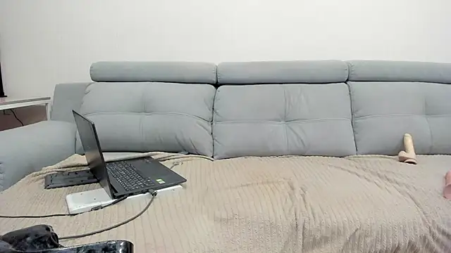 Snapshot of Kristina_Sinclair chatting on January 30, 9:04 pm Kristina Sinclair online show from January 30, 9:04 pm