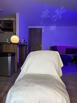 Georgiafox online show from November 14, 1:24 am