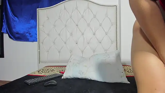 Snapshot of Anny_jhonsonx chatting on March 8, 4:34 am Anny jhonsonx online show from March 8, 4:34 am
