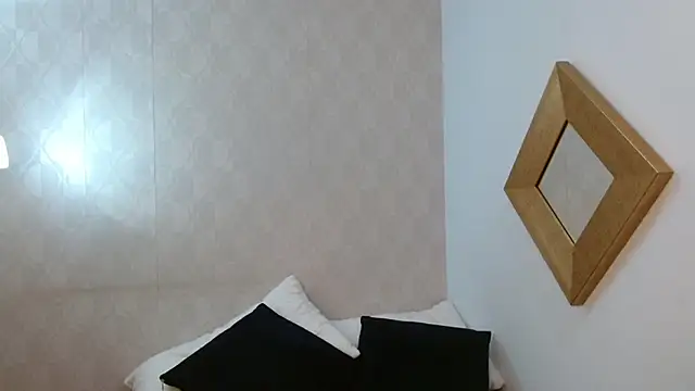 Snapshot of dayis_butera chatting on September 26, 11:18 am dayis butera online show from September 26, 11:18 am