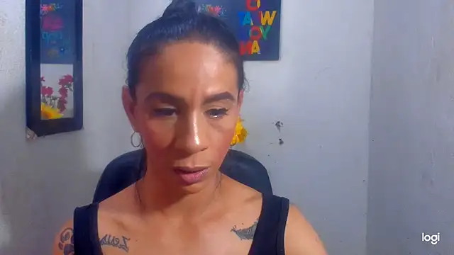 Snapshot of juanblakbigcock chatting on September 24, 6:25 pm juanblakbigcock online show from September 24, 6:25 pm