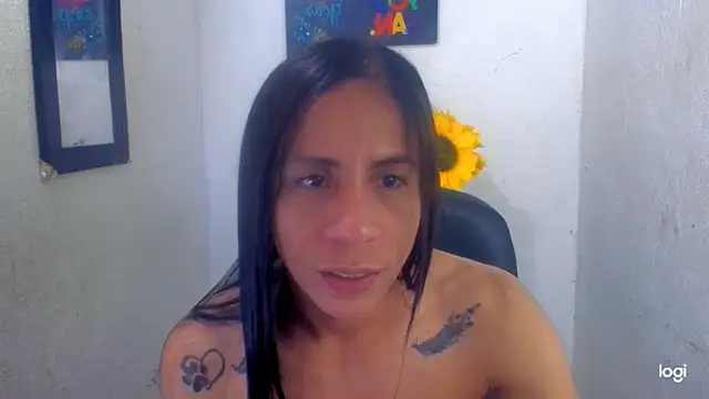 juanblakbigcock online show from October 14, 9:15 pm