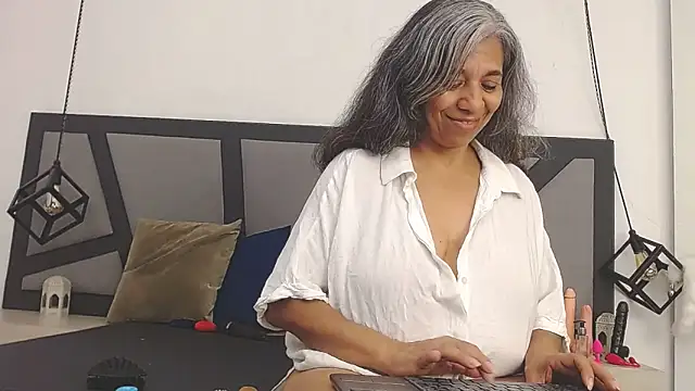 Snapshot of chanel_grant chatting on September 30, 10:54 pm chanel grant online show from September 30, 10:54 pm