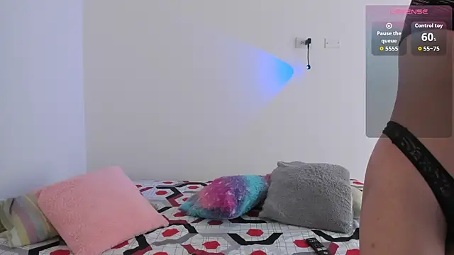 thamara26 online show from October 20, 7:50 pm