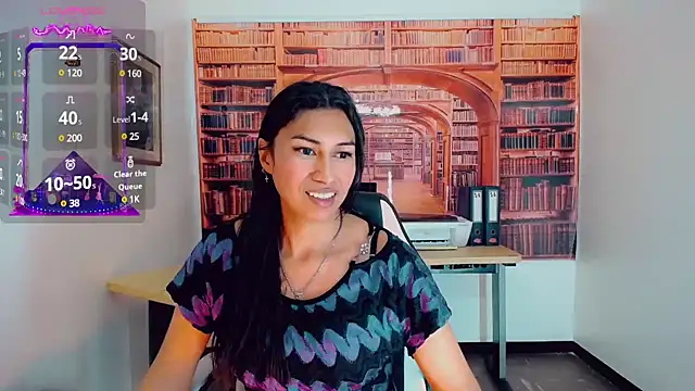 Snapshot of khiara_moretti chatting on December 17, 7:26 pm khiara moretti online show from December 17, 7:26 pm