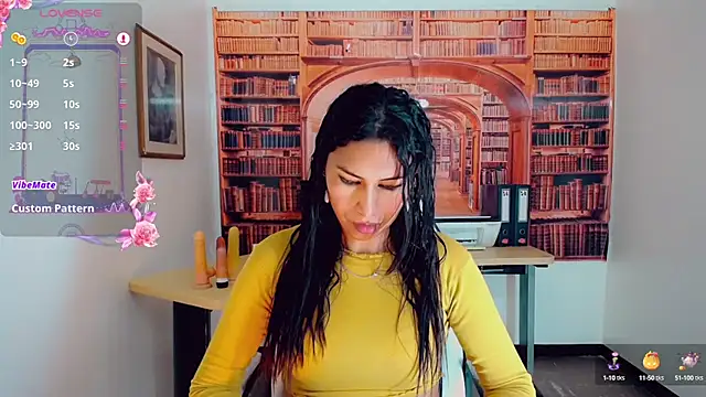 Snapshot of khiara_moretti chatting on February 28, 7:46 pm khiara moretti online show from February 28, 7:46 pm