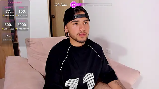 Snapshot of ftmphilip_ chatting on December 5, 11:34 pm ftmphilip online show from December 5, 11:34 pm