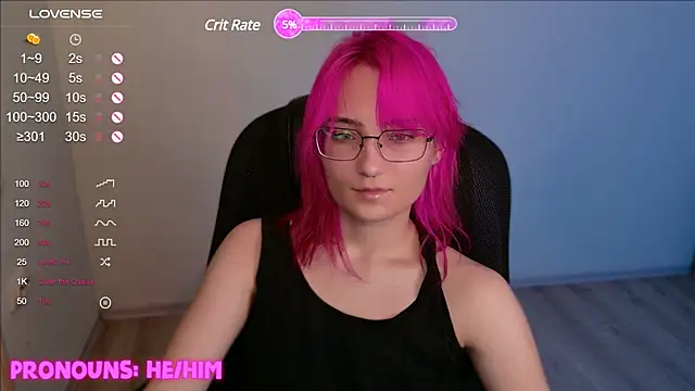 Snapshot of CuteYukiKun chatting on December 9, 11:25 pm CuteYukiKun online show from December 9, 11:25 pm