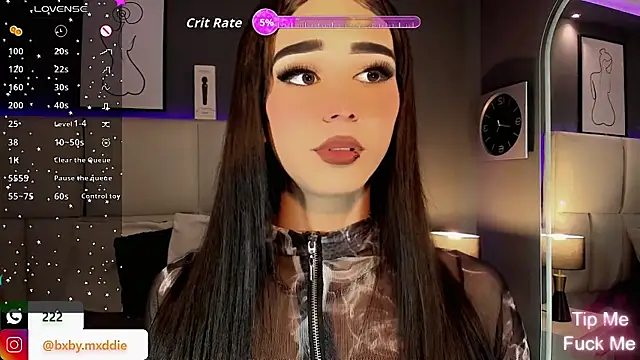 Snapshot of kimMaddiee chatting on September 21, 5:57 am kimMaddiee online show from September 21, 5:57 am
