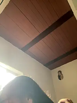 NICOLSKINNY1 online show from October 22, 3:47 pm