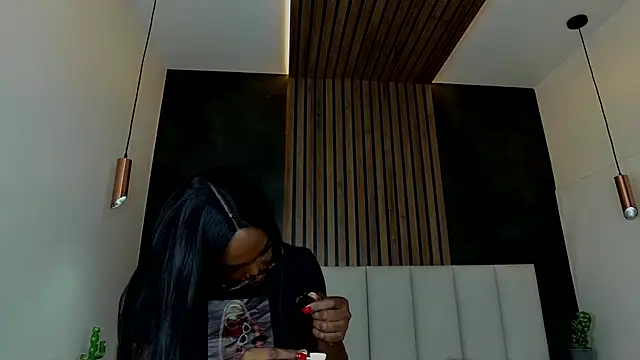 Snapshot of nahomi_campbell chatting on February 5, 7:31 pm nahomi campbell online show from February 5, 7:31 pm