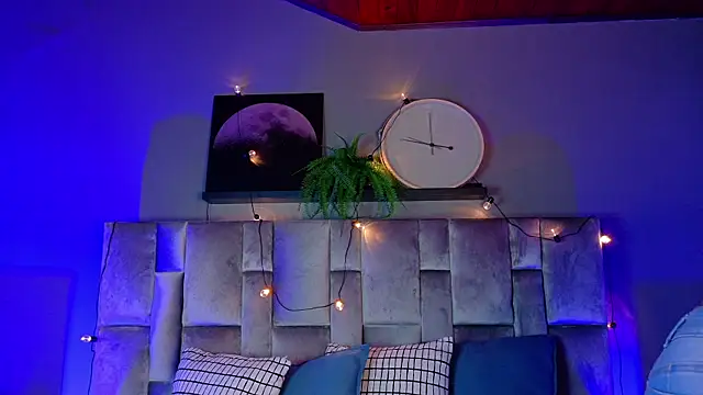 Snapshot of nahomi_campbell chatting on October 1, 7:36 pm nahomi campbell online show from October 1, 7:36 pm
