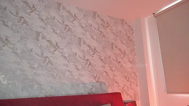 Snapshot of roselinedior chatting on September 19, 4:13 pm roselinedior online show from September 19, 4:13 pm