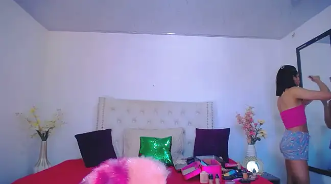 Snapshot of maria_camilacms chatting on January 18, 6:04 pm maria camilacms online show from January 18, 6:04 pm