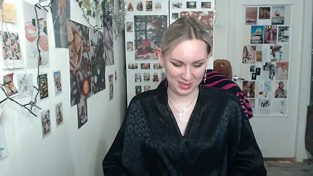 Snapshot of CapriScorpion chatting on January 8, 2:46 pm CapriScorpion online show from January 8, 2:46 pm