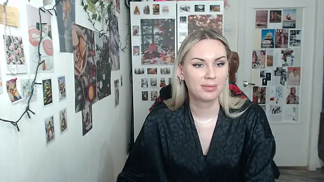 Snapshot of CapriScorpion chatting on January 22, 2:35 pm CapriScorpion online show from January 22, 2:35 pm