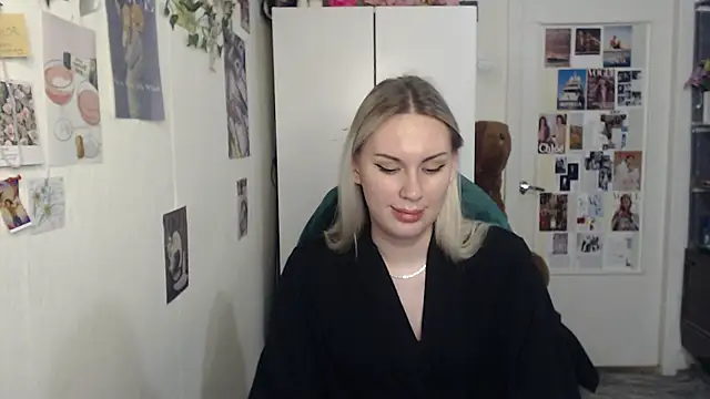 Snapshot of CapriScorpion chatting on February 2, 4:32 pm CapriScorpion online show from February 2, 4:32 pm