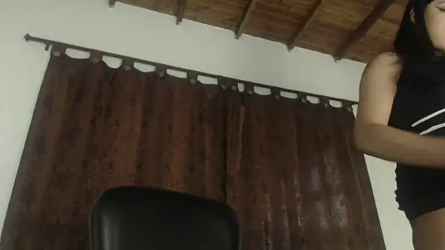 Snapshot of Alejagrantx chatting on January 14, 10:55 pm Alejagrantx online show from January 14, 10:55 pm