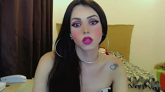 Sophie Fantasys online show from December 23, 1:54 am