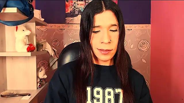 SaraSofia44 online show from March 14, 4:15 am