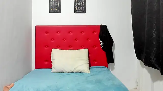 Snapshot of brenda_sofia2 chatting on March 14, 12:45 pm brenda sofia2 online show from March 14, 12:45 pm