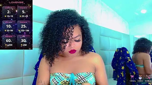 Snapshot of KayleighDreams_ chatting on February 6, 7:24 am KayleighDreams online show from February 6, 7:24 am