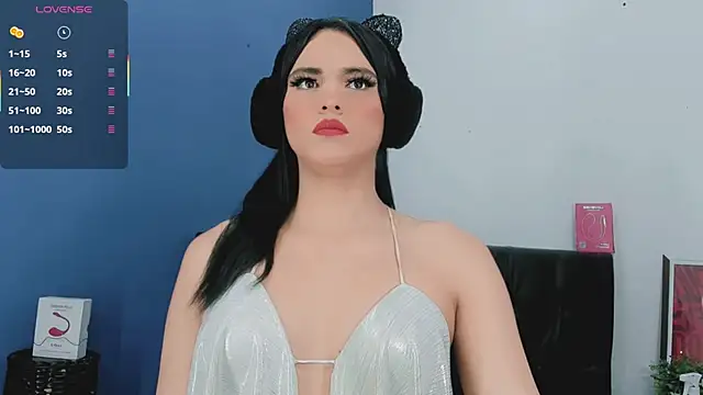 Snapshot of valentina_princess_ chatting on September 21, 4:51 am valentina princess online show from September 21, 4:51 am