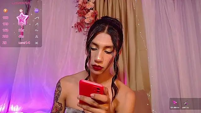 Snapshot of sofiaa_grey_ chatting on March 15, 12:33 pm sofiaa grey online show from March 15, 12:33 pm