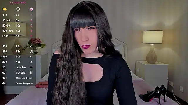 Snapshot of valeriasecret chatting on December 18, 5:04 am valeriasecret online show from December 18, 5:04 am