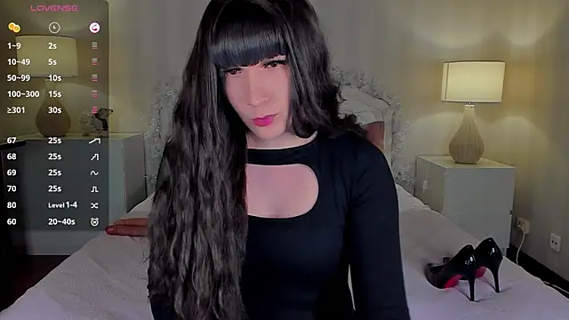 Snapshot of valeriasecret chatting on January 12, 5:03 am valeriasecret online show from January 12, 5:03 am