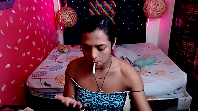 Snapshot of EmilyTsSweet chatting on January 15, 1:41 pm EmilyTsSweet online show from January 15, 1:41 pm