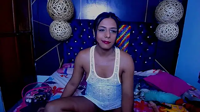 Snapshot of EmilyTsSweet chatting on March 7, 11:52 pm EmilyTsSweet online show from March 7, 11:52 pm