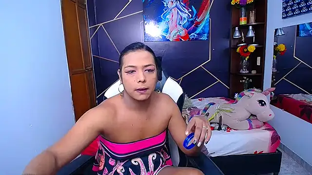 Snapshot of EmilyTsSweet chatting on September 17, 1:38 pm EmilyTsSweet online show from September 17, 1:38 pm