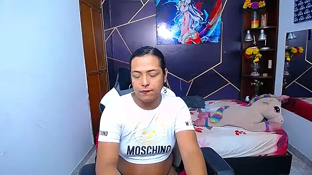Snapshot of EmilyTsSweet chatting on September 30, 4:18 pm EmilyTsSweet online show from September 30, 4:18 pm